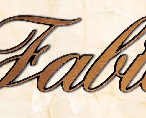 articolo-39-fabio-scritta-in-bronzo
